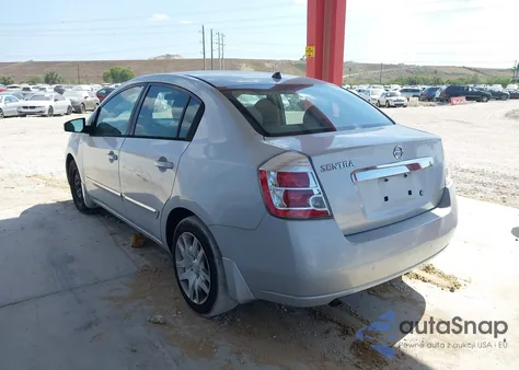 2010 Nissan Sentra 2.0S z USA, uszkodzony, nr VIN 3N1AB6AP6AL728703